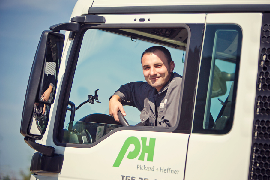 Lkw-Fahrer Aktenvernichtung - Pickard+Heffner